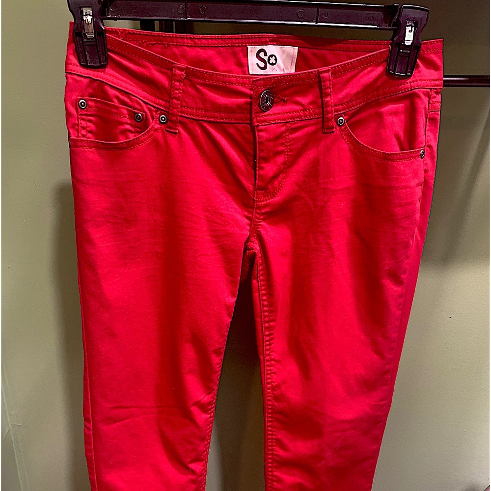 So ho ! Red woman’s jeans size 5